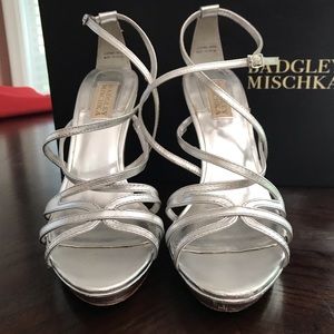 *SOLD*Badgely Mischka Silver Strappy Sandals 7 1/2
